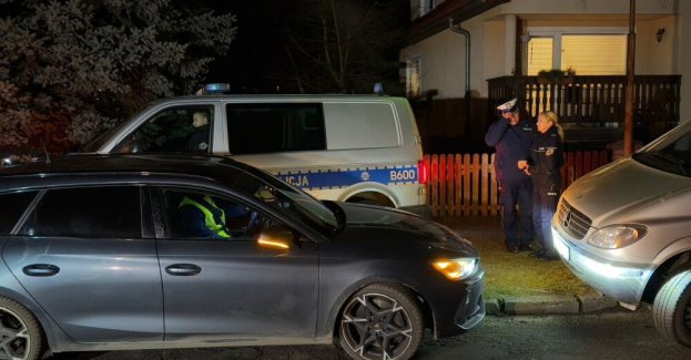 W sprawie zabójstwa 11-letniej dziewczynki w Jeleniej Górze zatrzymano 12-latkę, która może mieć związek z tym zdarzeniem – poinformowała PAP prokuratura. Ofierze zadano rany ostrym narzędziem. Sprawą ma zająć się we wtorek sąd rodzinny.